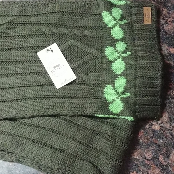 Glenrua green scarf from Ireland - Picture 1 of 5